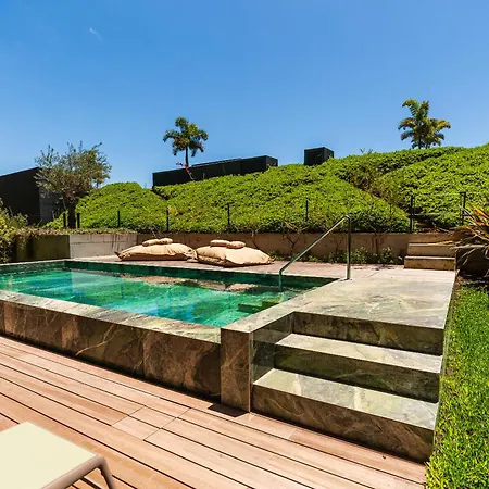 Savoy Monumentalis I By Madeira Dream