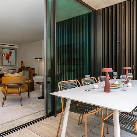 Savoy Monumentalis I By Madeira Dream 푼샬