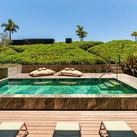 Savoy Monumentalis I By Madeira Dream