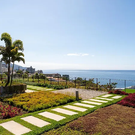 Апартаменты Savoy Monumentalis I By Madeira Dream *