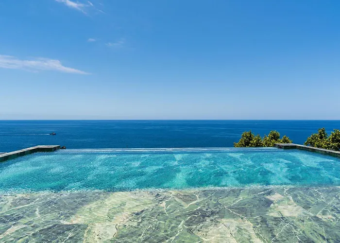 Savoy Monumentalis I By Madeira Dream * Funchal (Madeira)