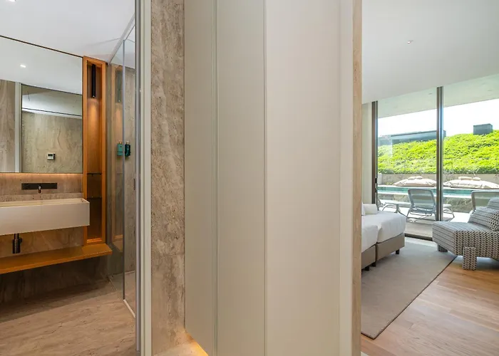 Savoy Monumentalis I By Madeira Dream