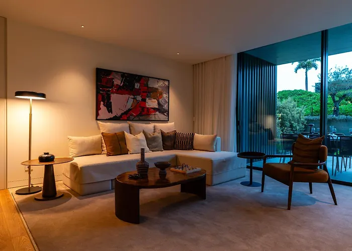 Savoy Monumentalis I By Madeira Dream