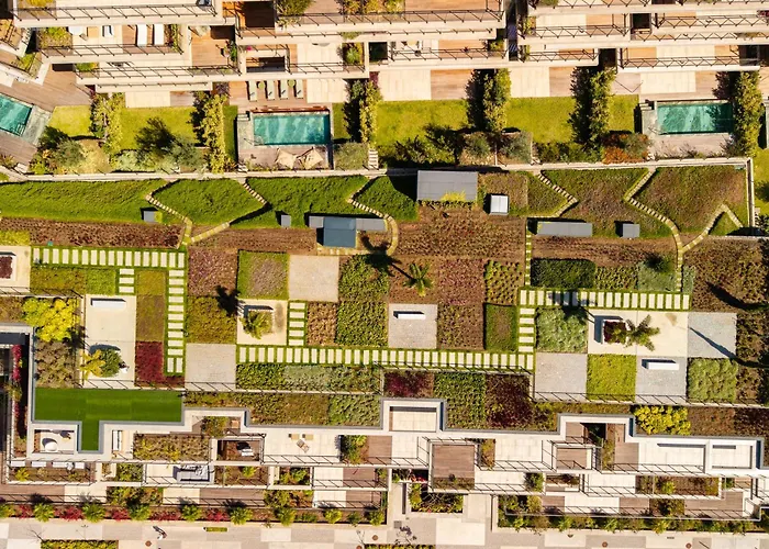 Savoy Monumentalis I By Madeira Dream